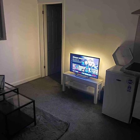 Apartment In Bham City Centre, Free Parking Sleeps 3 伯明翰 外观 照片