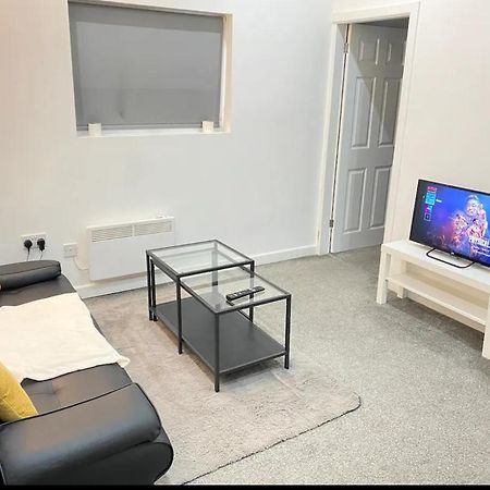 Apartment In Bham City Centre, Free Parking Sleeps 3 伯明翰 外观 照片
