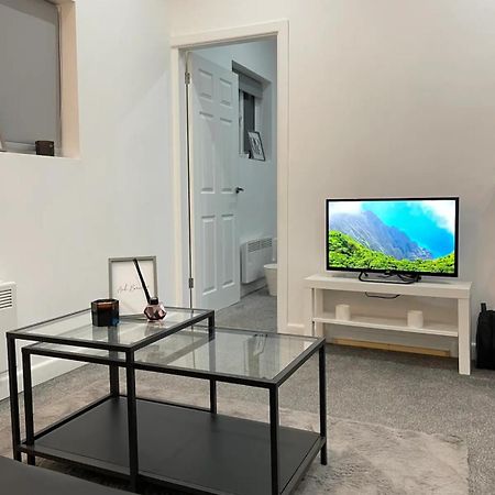Apartment In Bham City Centre, Free Parking Sleeps 3 伯明翰 外观 照片