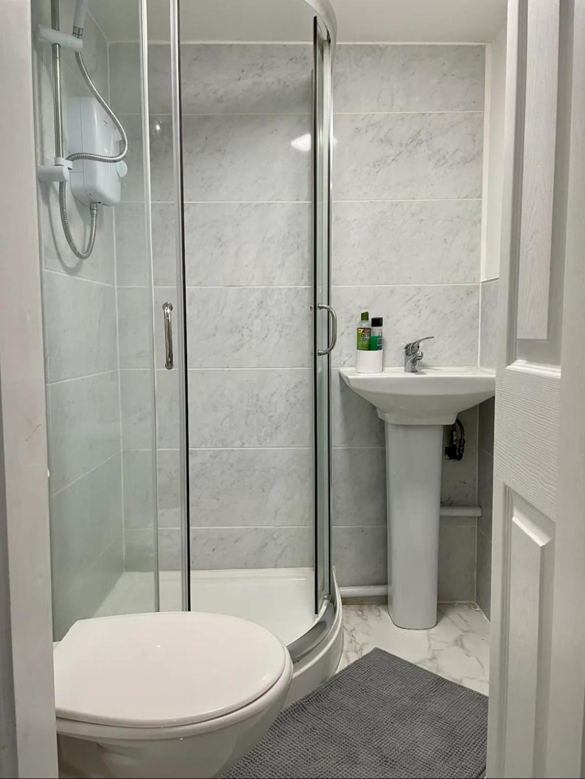 Apartment In Bham City Centre, Free Parking Sleeps 3 伯明翰 外观 照片