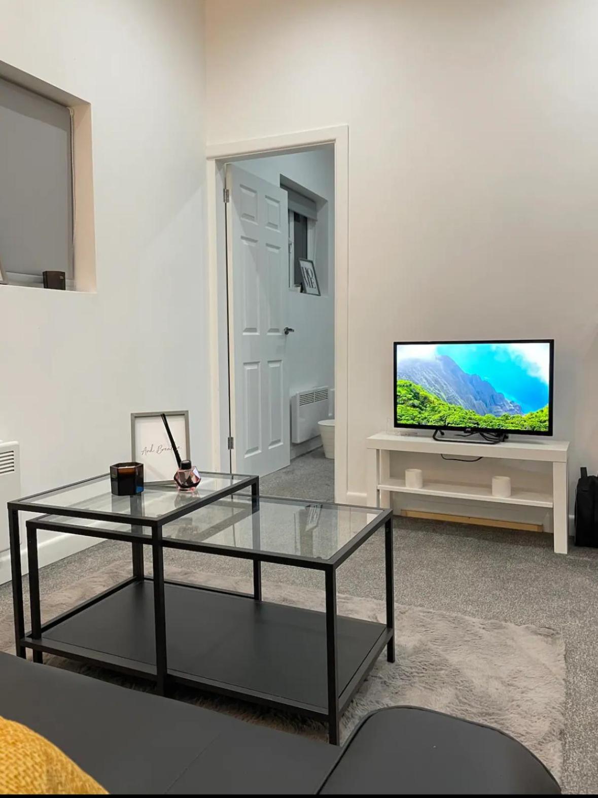 Apartment In Bham City Centre, Free Parking Sleeps 3 伯明翰 外观 照片